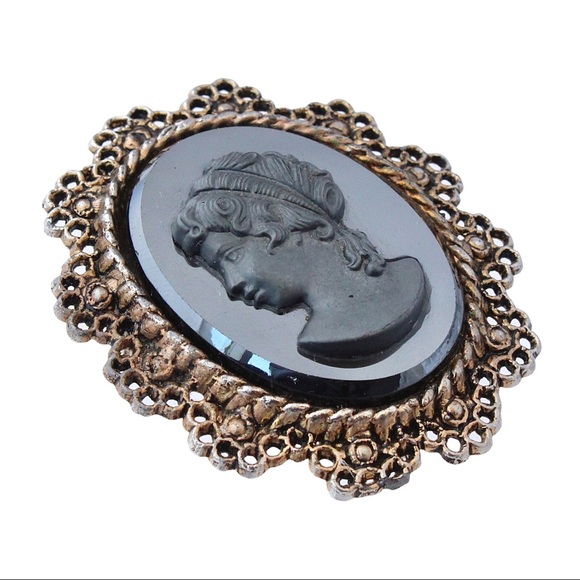 Vintage Hematite Glass Cameo Brooch / Pendant Left Facing Woman Bronze Tone - Picture 2 of 4